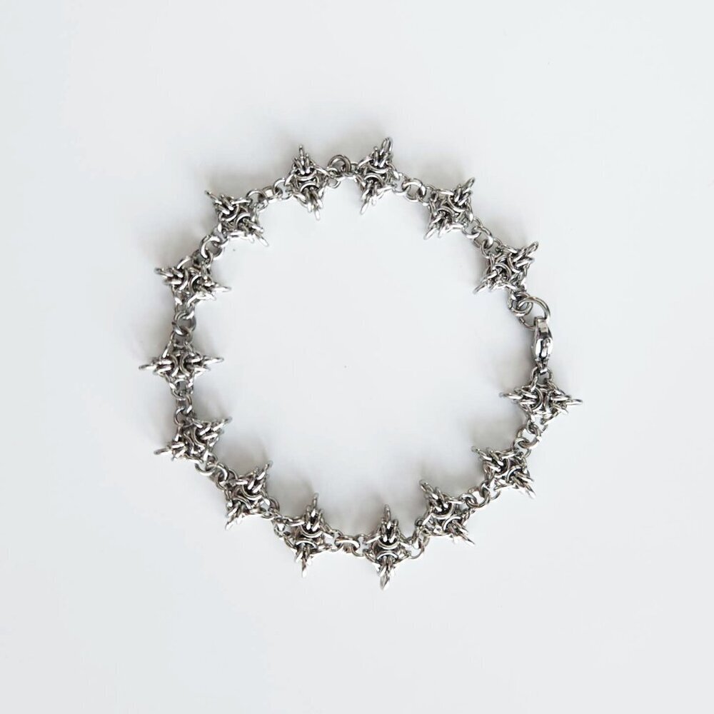 Gothic spikes chainmail mini silver bracelet